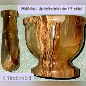 Adorable Pakistan Banded Jade Mortar and Pestal